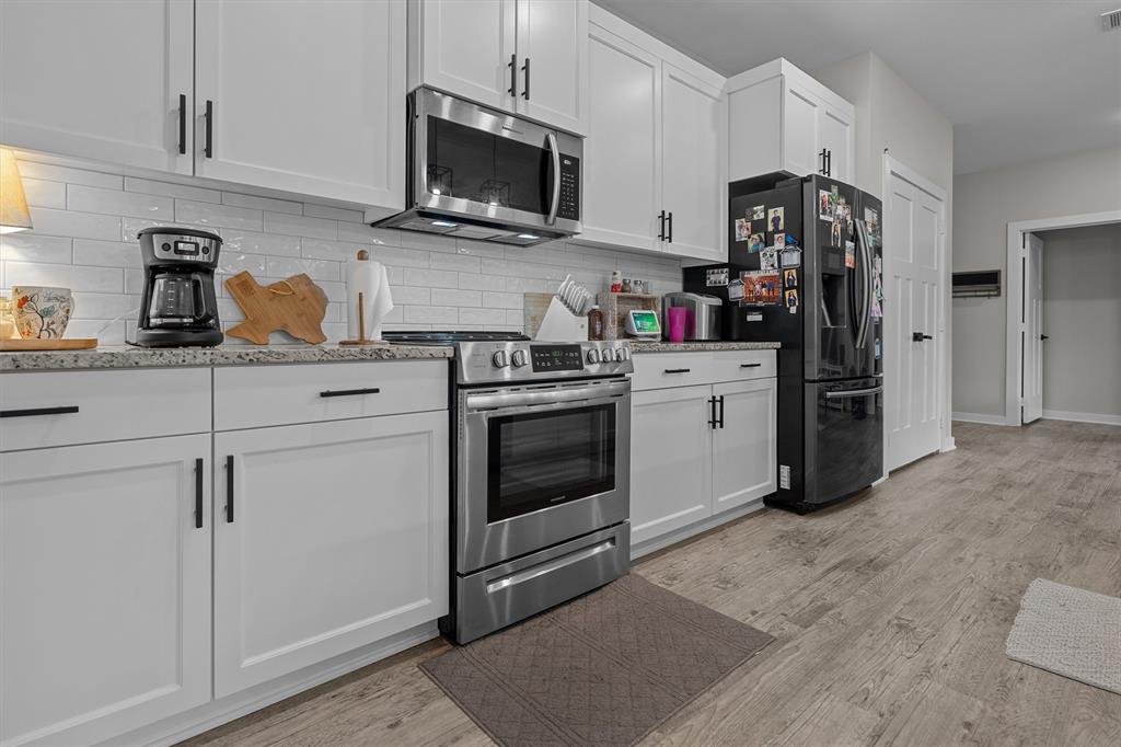 RIVERSIDE U-2 - Residential