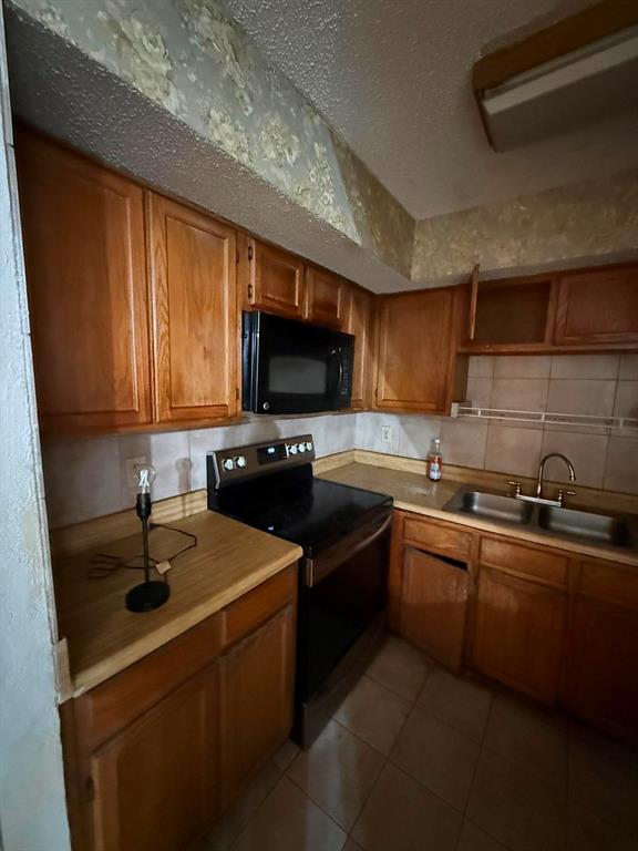 Richland Trace Condos - Residential
