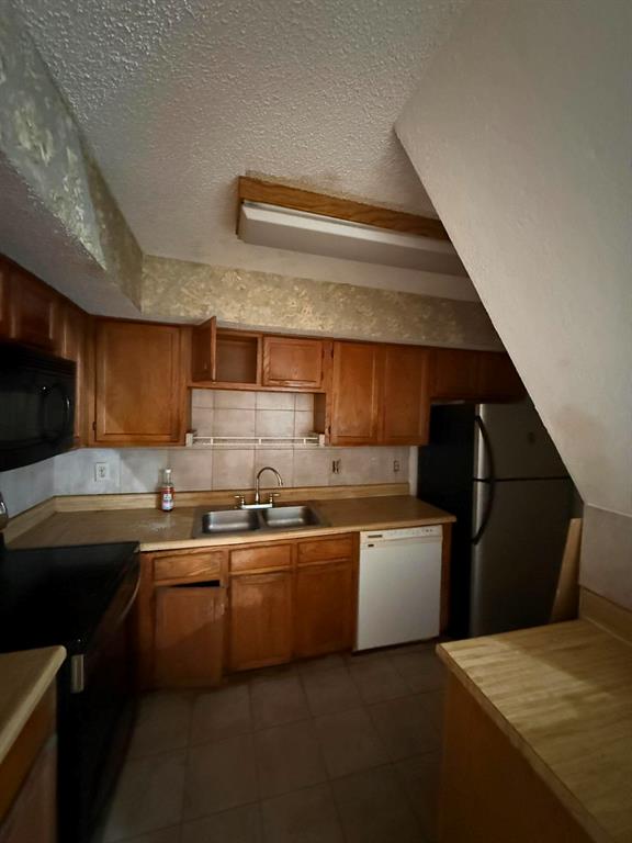 Richland Trace Condos - Residential