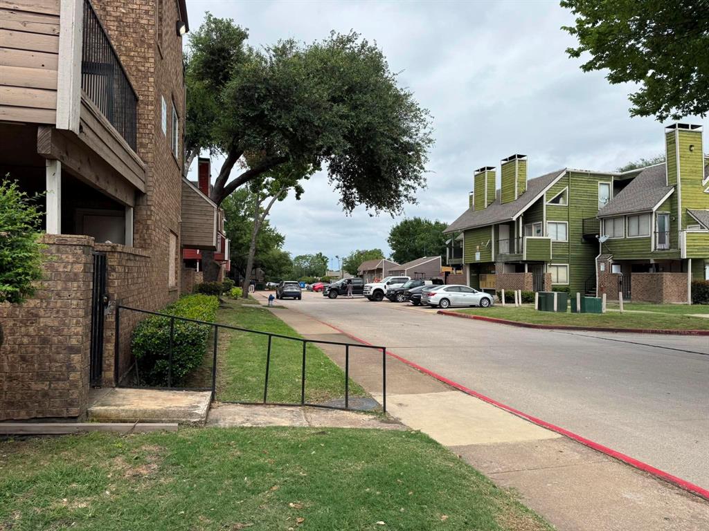 Richland Trace Condos - Residential