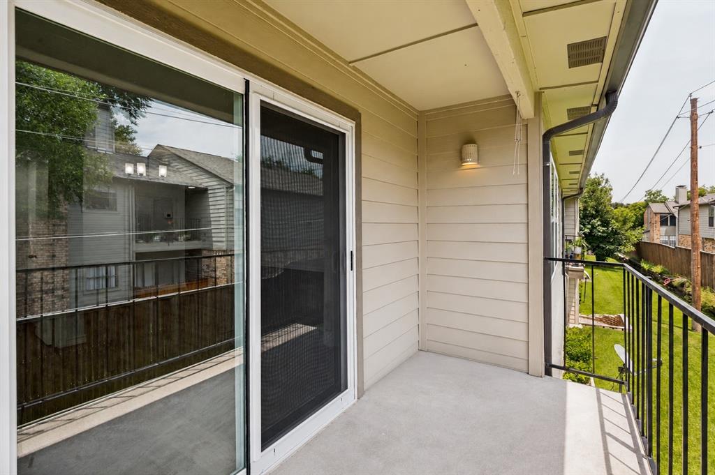 Prestonwood Green Condos - Residential