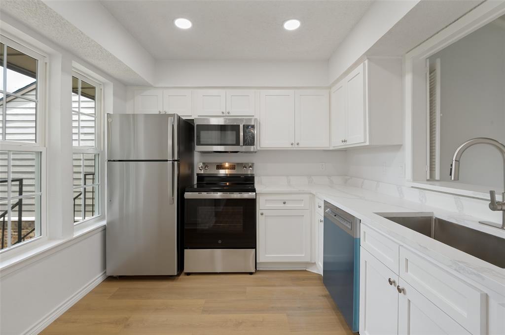 Prestonwood Green Condos - Residential