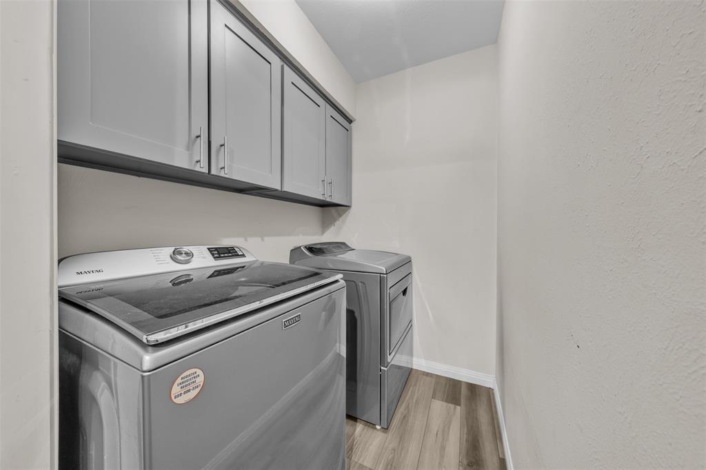 Country Place Twnhs 01 - Residential