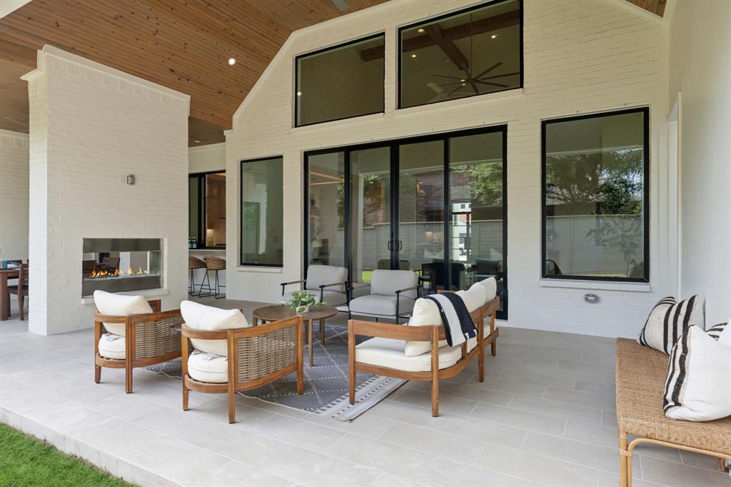 Midway Manor - Residential