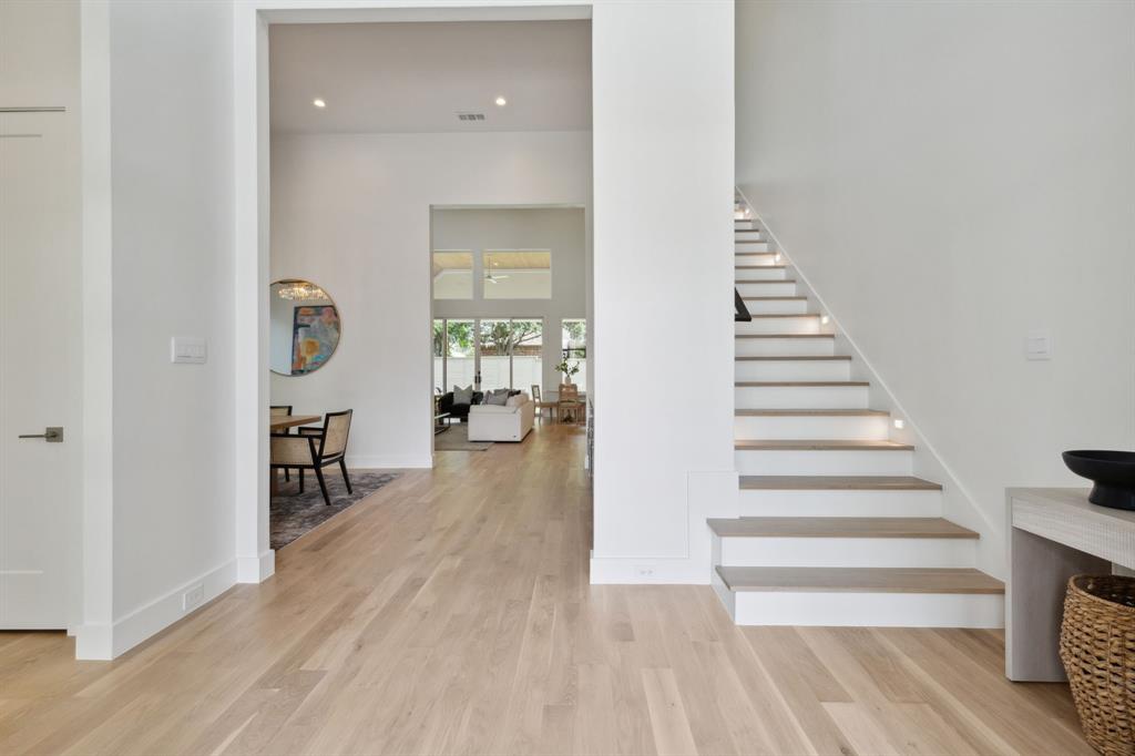Midway Manor - Residential