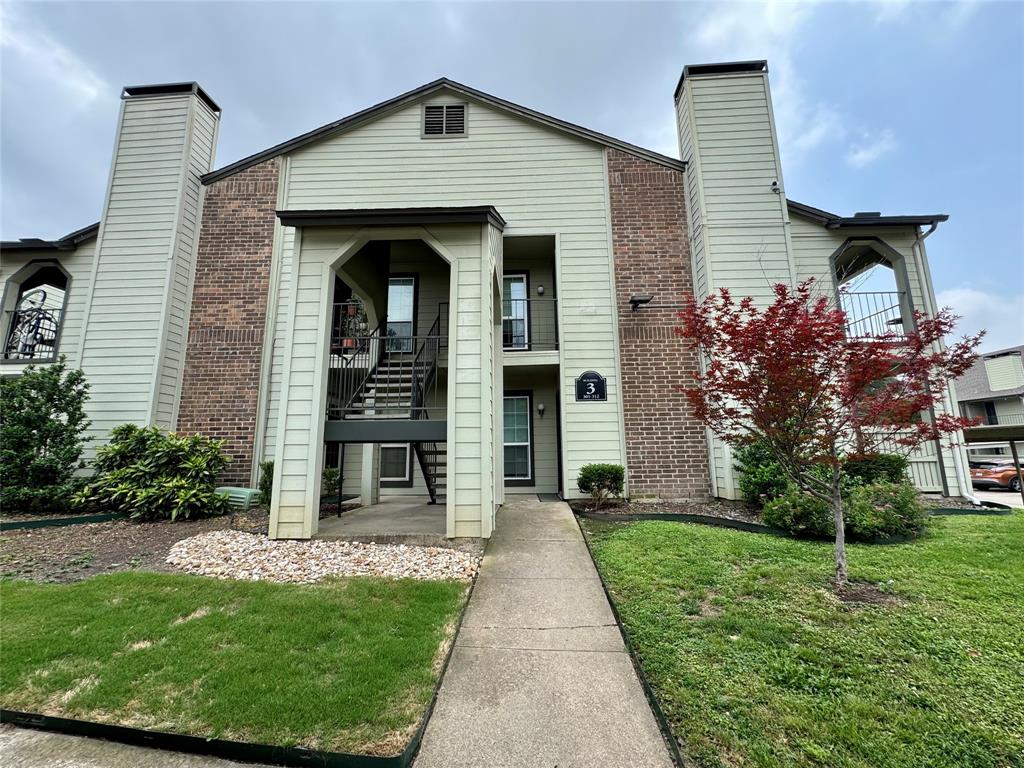 Welcome to Woodhaven Condos at Prestonwood! This well-maintained updated second floor 2 beds, 2 baths condo is ready for its new owner and offers an unbeatable North Dallas lifestyle. Nestled in the Prestonwood neighborhood in Far North Dallas, this home boasts exceptional access to shopping, dining, and entertainment with the Dallas North Tollway and Preston Road nearby. Just minutes away you’ll find an array of premier retail and restaurants along Preston, Belt Line, and in nearby Addison, including conveniences at Prestonwood Place and Pepper Square. Commuters will appreciate the quick connections to major thoroughfares and easy travel throughout the Dallas-Fort Worth area, while weekend plans are made simple with Galleria Dallas, The Shops at Legacy and Addison hotspots only a short drive away. Community amenities enhance everyday living with swimming pool, tennis courts, BBQ deck and covered parking, rounding out a perfect blend of tranquil setting and urban convenience. This condo truly offers the best of North Dallas living. Peaceful golf course ambience combined with proximity to vibrant shopping, dining and entertainment.