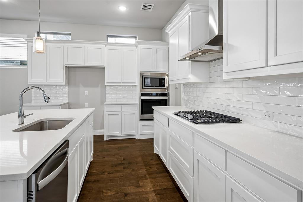 Apples Crossing - Residential