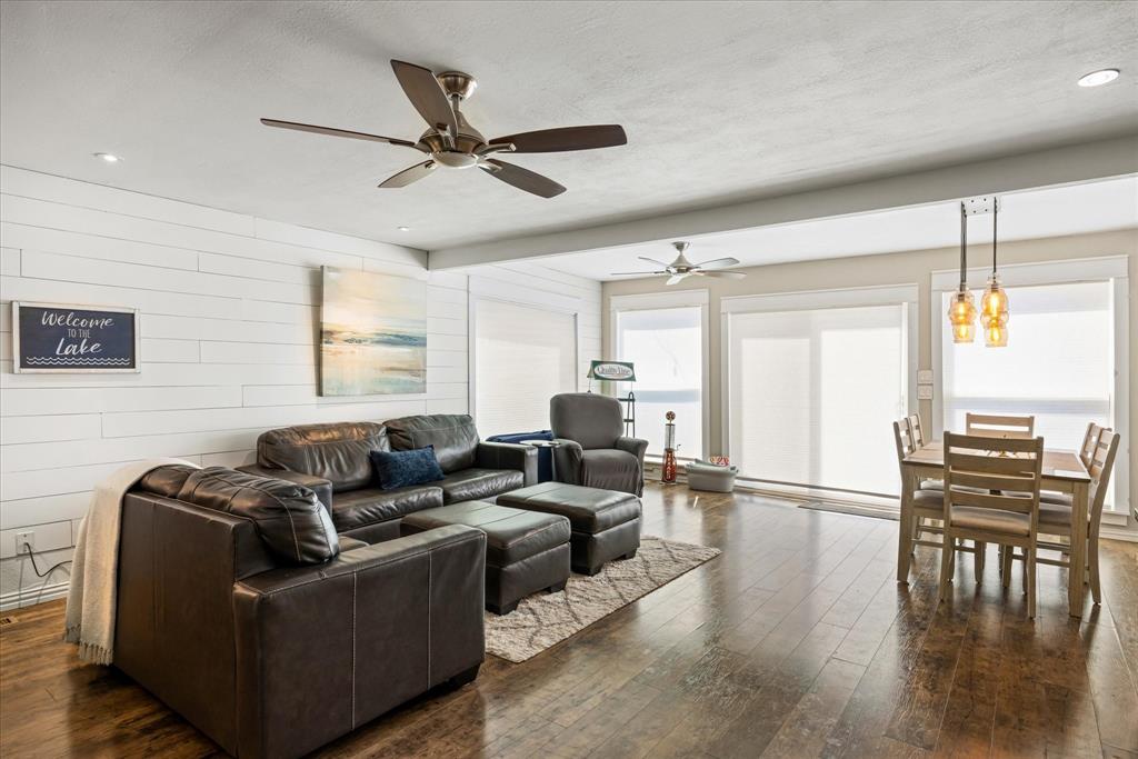 Sealey Ridge Ph 2 - Residential