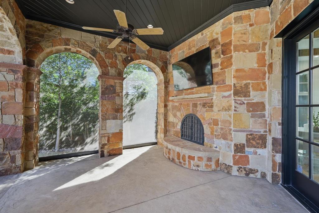 VAQUERO RESIDENTIAL - Residential