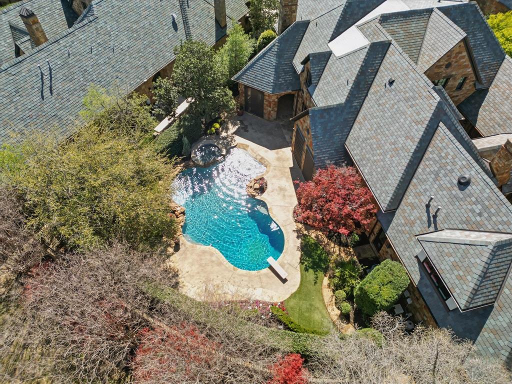 VAQUERO RESIDENTIAL - Residential