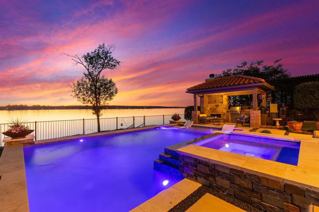 Resort On Eagle Mountain Lake - Residential