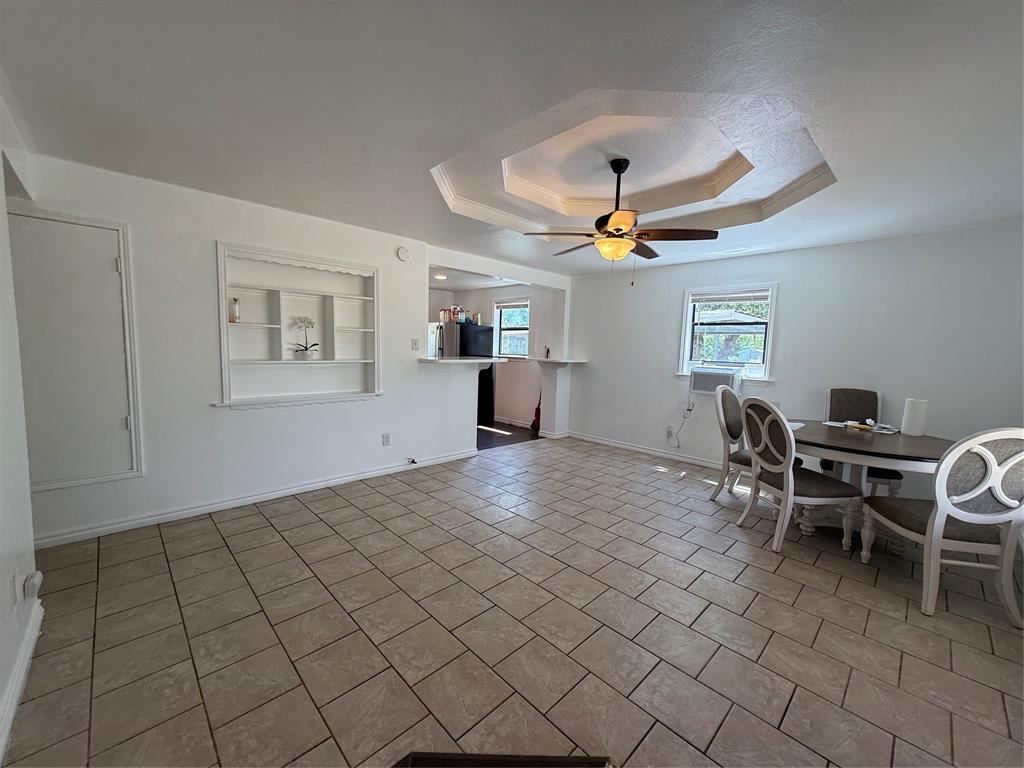 Dellis & Paxton Of Merchant Pa - Residential