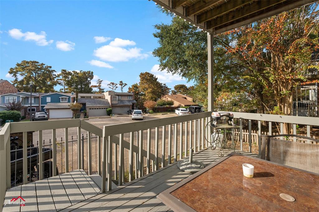 WILLOW RIDGE - Residential