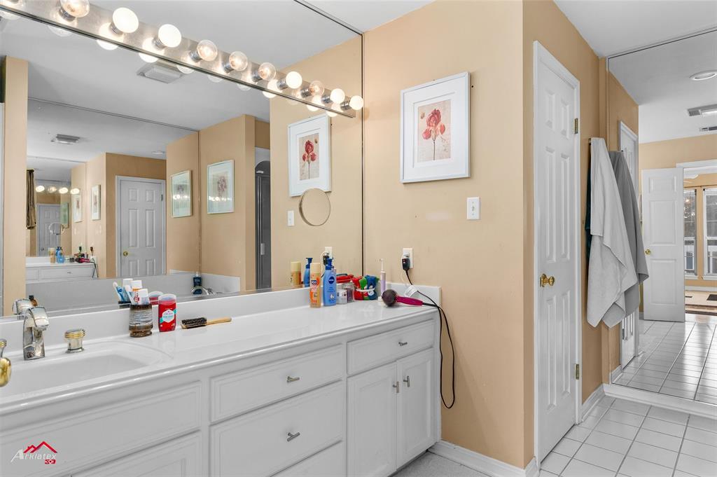 WILLOW RIDGE - Residential