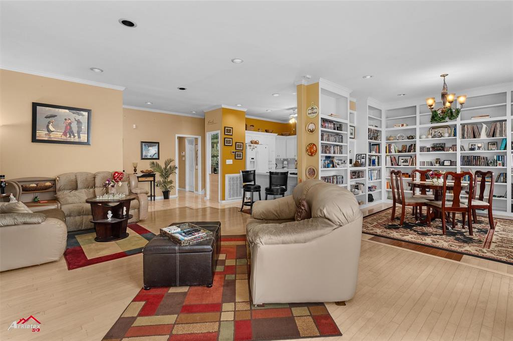 WILLOW RIDGE - Residential