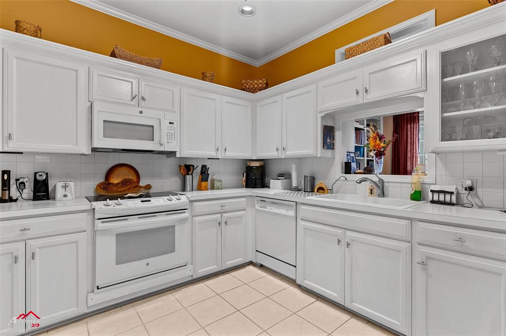 WILLOW RIDGE - Residential