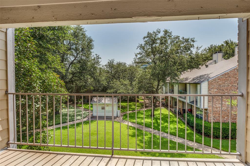 Wedglea Manor Condo - Residential