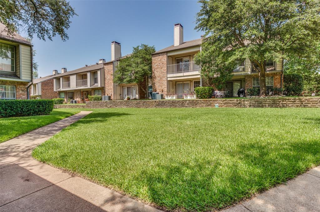 Wedglea Manor Condo - Residential