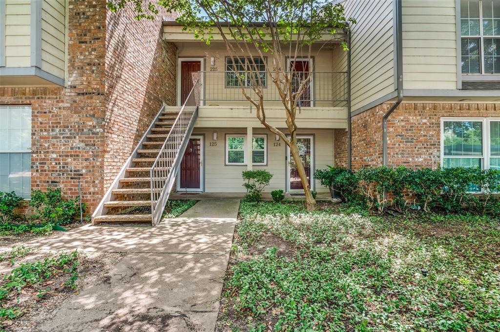 Wedglea Manor Condo - Residential