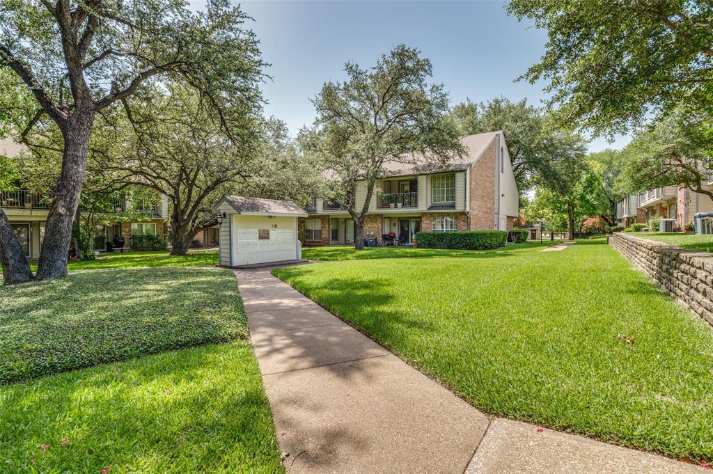 Wedglea Manor Condo - Residential