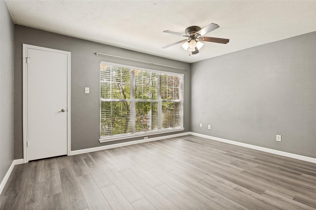 Wedglea Manor Condo - Residential