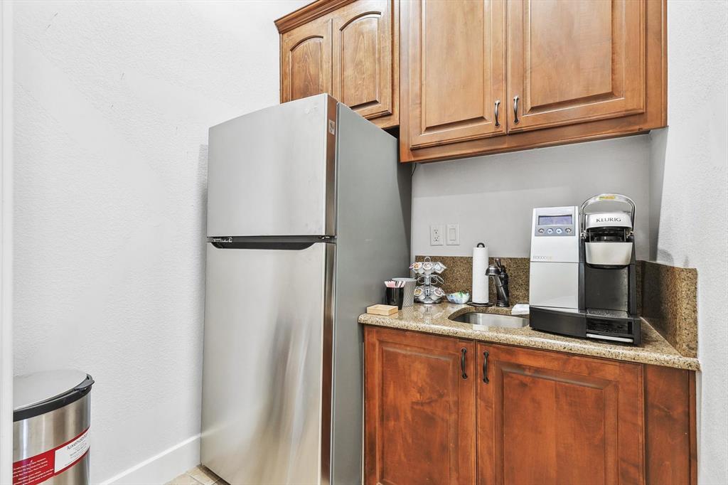 Carroll Terrace - Commercial Lease