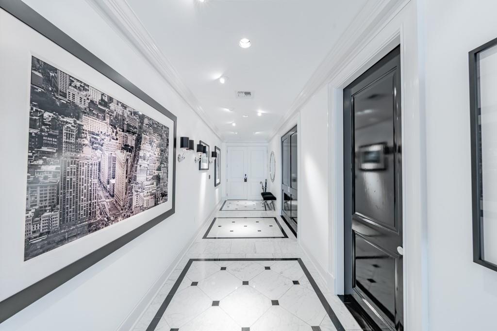 Ritz-Carlton Residences 1 - Residential