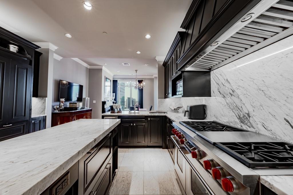Ritz-Carlton Residences 1 - Residential
