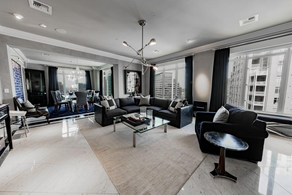 Ritz-Carlton Residences 1 - Residential