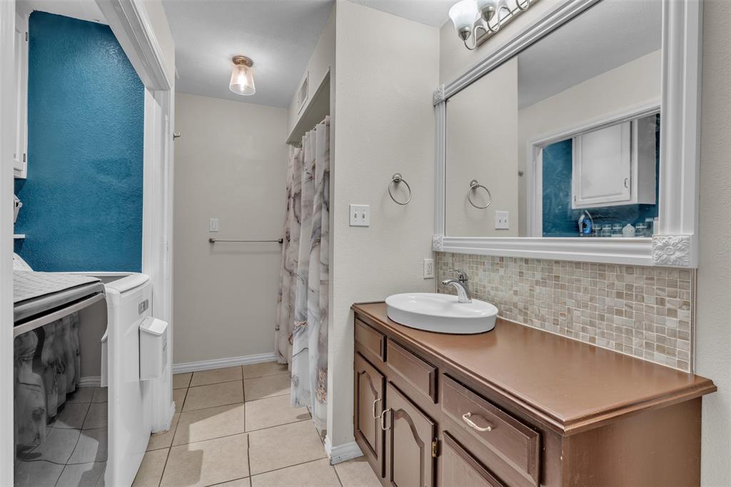 Chapel Forest Add Bl 6595 - Residential