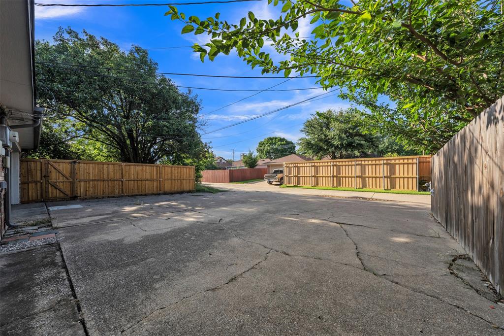 Chapel Forest Add Bl 6595 - Residential