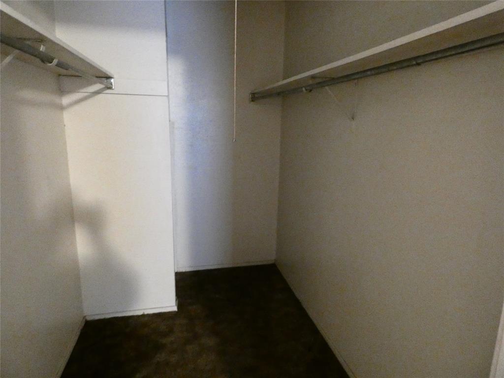 6 182 LOREN JOHNSTN SUBO - Residential Lease