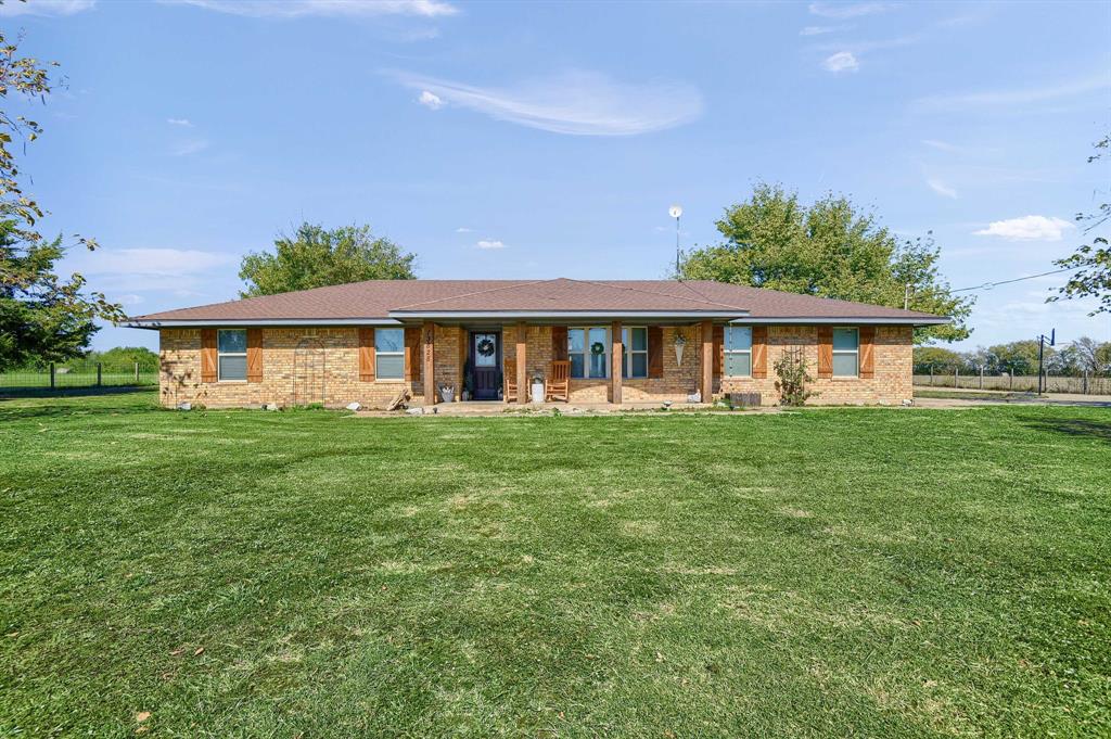 A perfect place to call Home!  3-2-2 on just under an acre. Step inside this stunning open-concept living space, where every detail has been thoughtfully designed. The beautiful kitchen features stainless steel appliances, custom soft-close cabinets, a subway tile backsplash, and granite countertops that are as functional as they are stylish. Unique wood features and custom tile work in the bathrooms, add a touch of rustic elegance to your daily routine. Farmstead Luxury vinyl plank flooring creates sophistication and warmth and is as practical as it is beautiful. Fully fenced with an open patio makes an ideal spot to unwind at the end of your day. Conveniently located just 3 miles outside of Whitewright, you'll enjoy the quiet and peaceful setting that this home offers. Don't miss out on this move-in-ready haven.