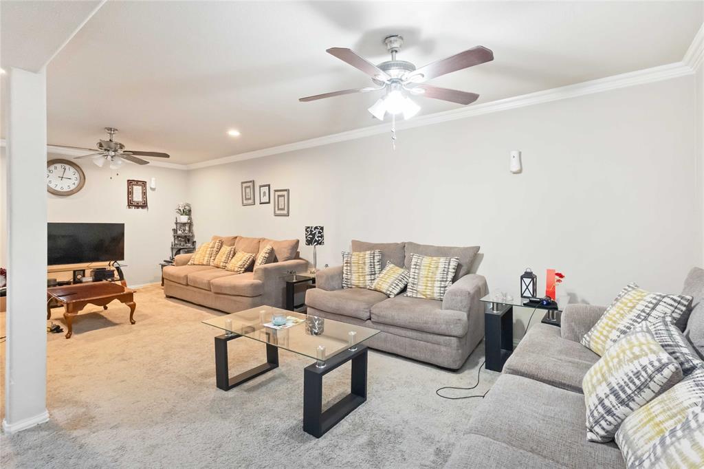 Woodhaven Twnhs Rev - Residential