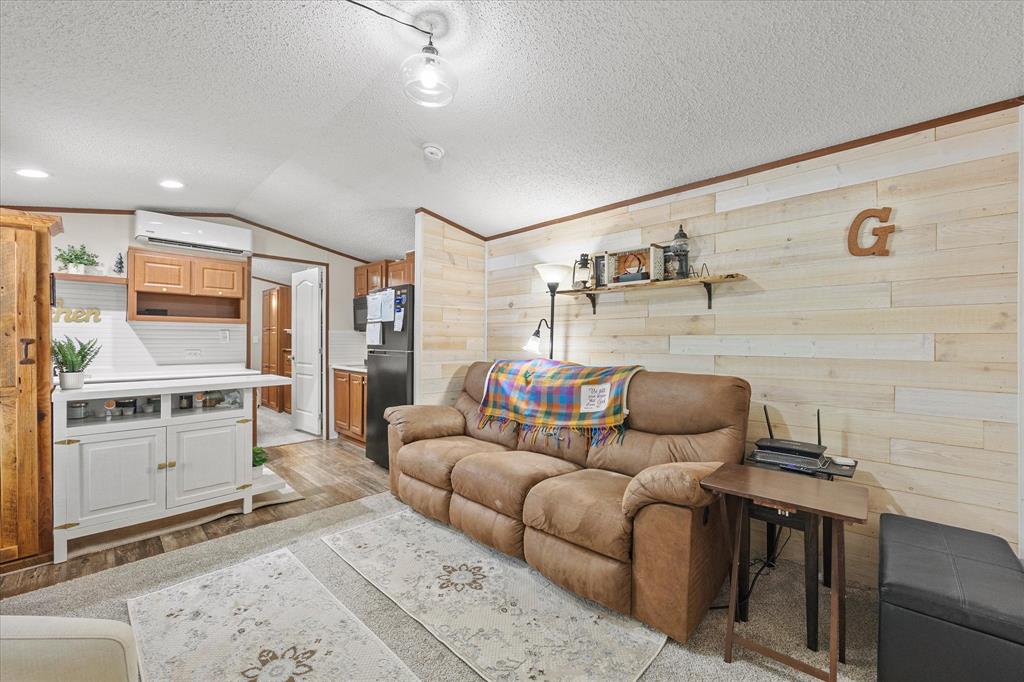 White Oak Shores - Residential