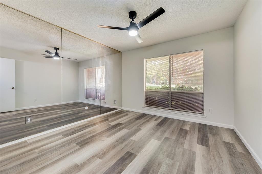 Meadowbrook Hills Chimney Wood - Residential