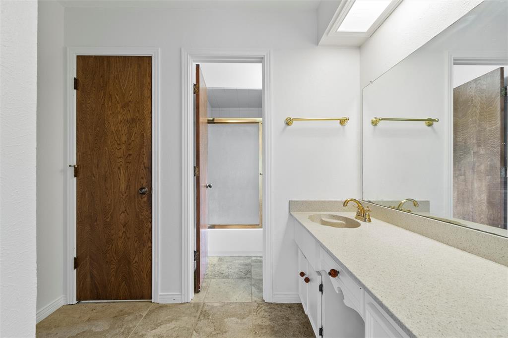 Irwin Keasler Dev Red Bird 06 - Residential