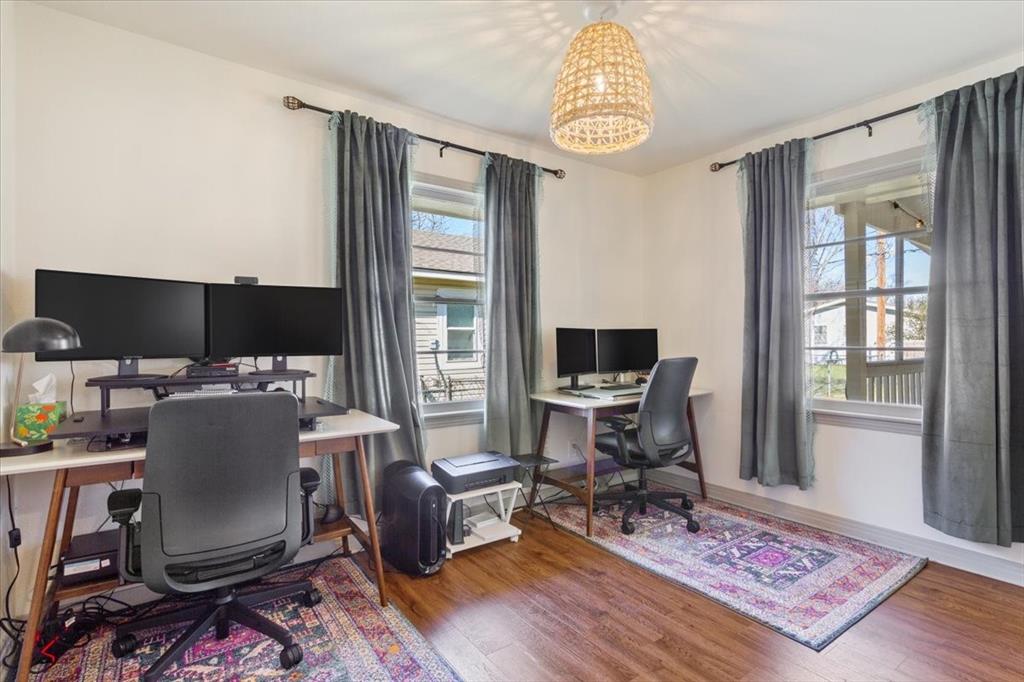 PARKDALE - Residential