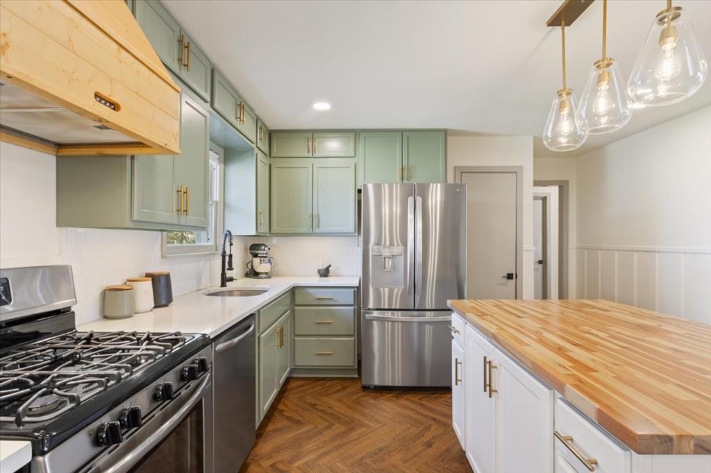 PARKDALE - Residential