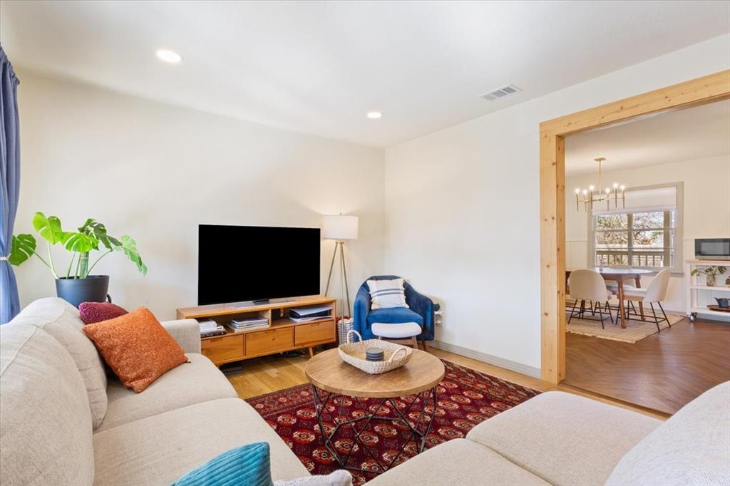 PARKDALE - Residential