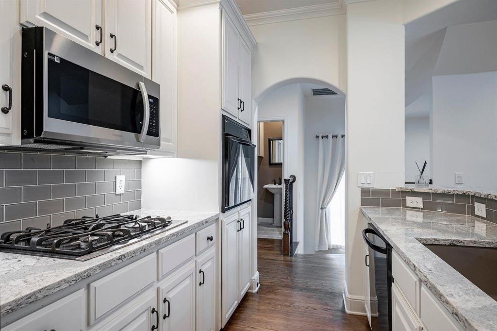 Towne Lake - Residential