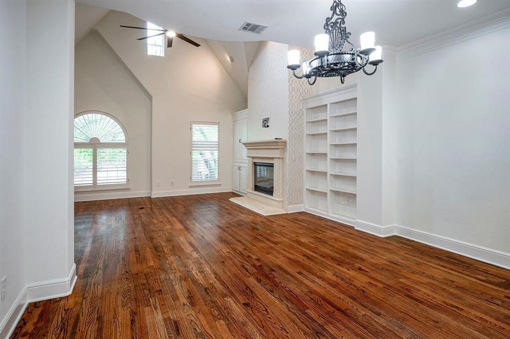 Towne Lake - Residential