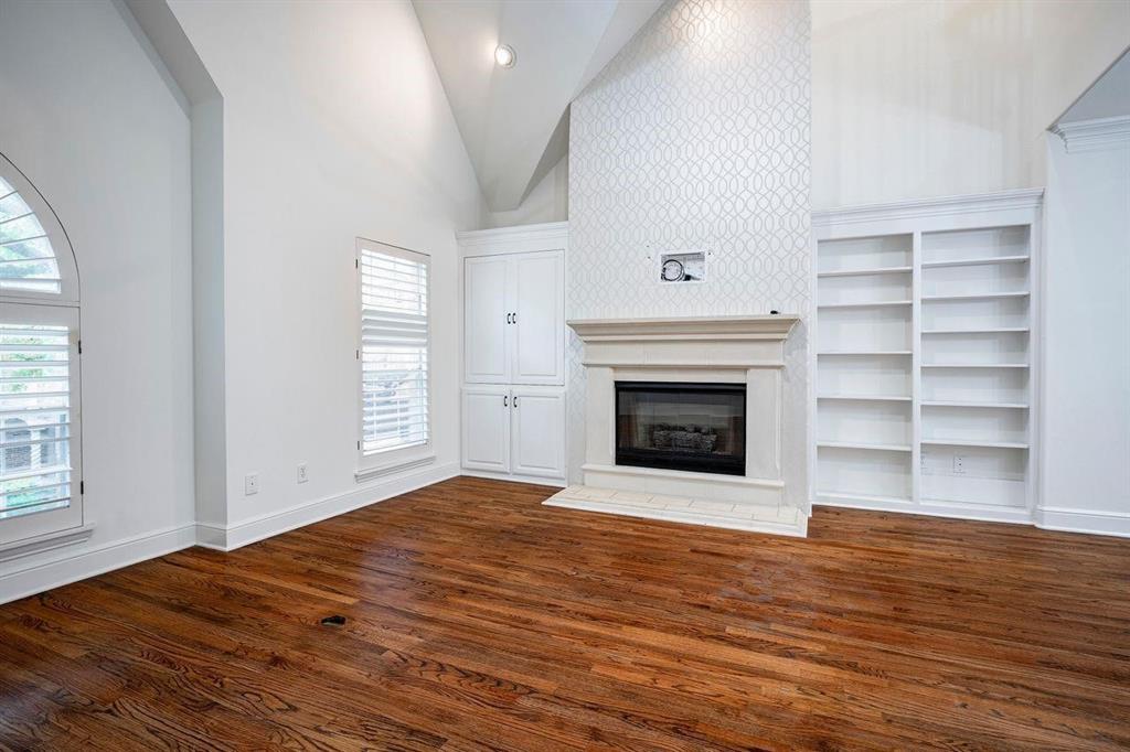 Towne Lake - Residential