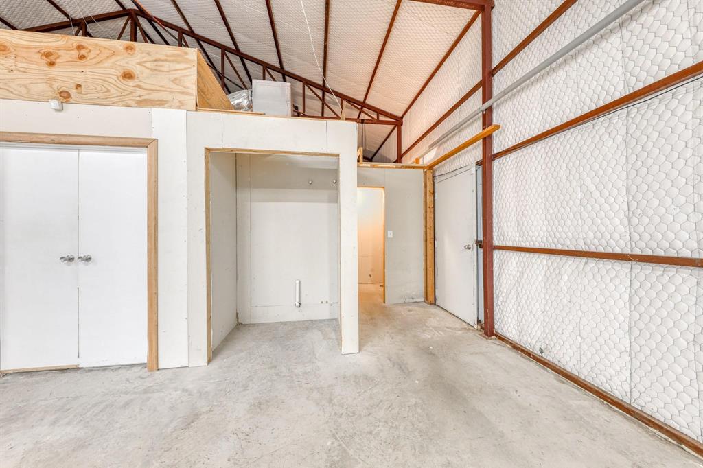 SURV: MARY THOMAS - Commercial Sale