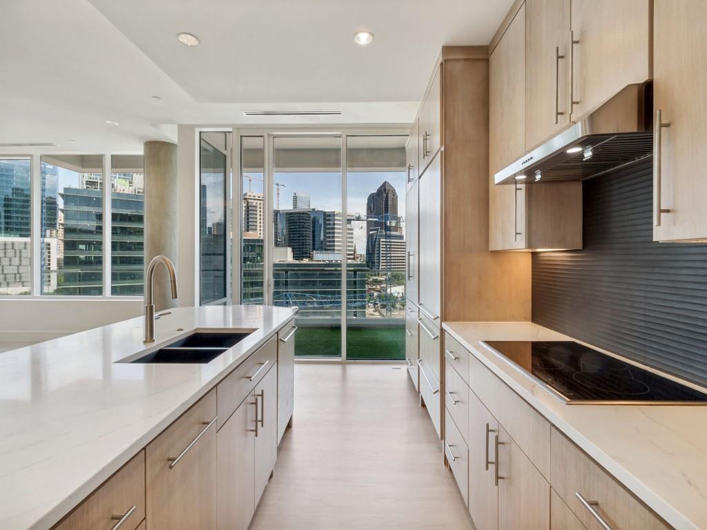 South Tower Residences - Residential