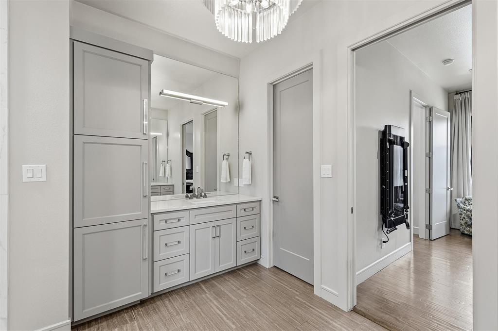 Edwards Ranch Riverhills Add - Residential
