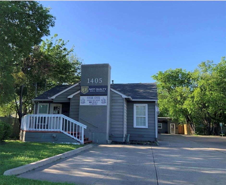 Great Location for Your Office.  This property has 8 Separate suites.  Located on the busy university Dr in McKinney, has a high traffic count daily.  This is a great opportunity for a In-User looking for an investment that will pay for itself.  The investment opportunities are endless.  Please schedule your tour today.