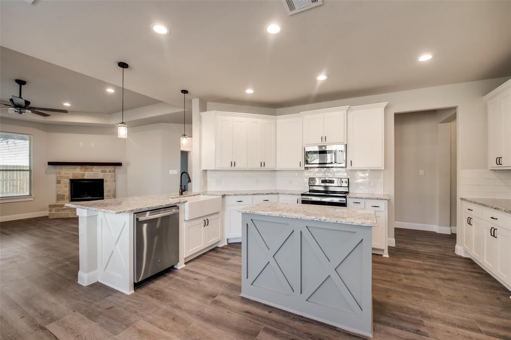 SANGER CIRCLE - Residential