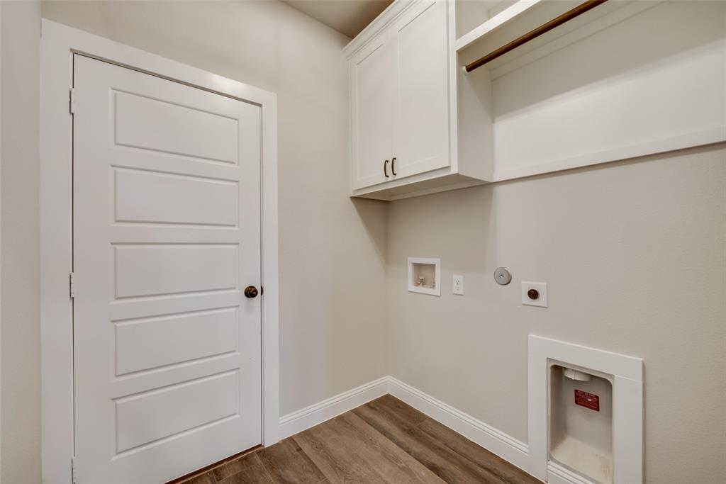 SANGER CIRCLE - Residential