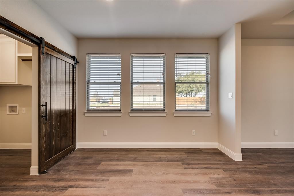 SANGER CIRCLE - Residential